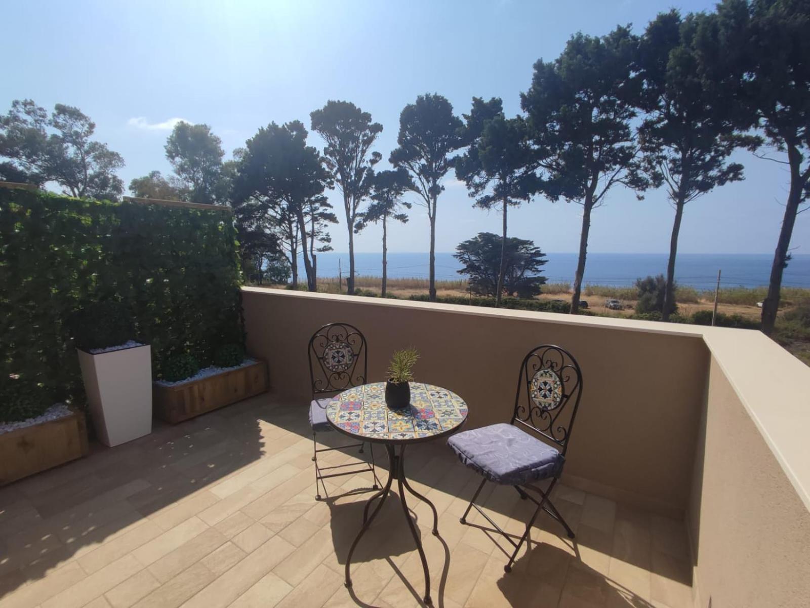 Sara B&B Accommodation Санта-Доменика Экстерьер фото